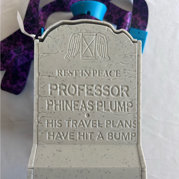 Hitchhiking Ghosts Disneyland Souvenirs - Picture 7 of 9